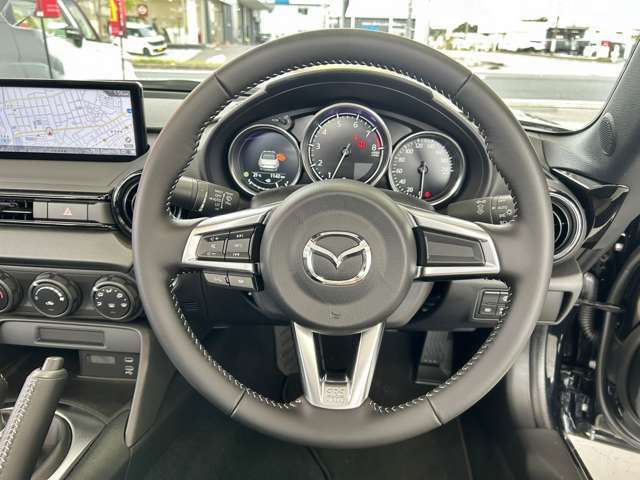 当社は水曜日定休日になっており、定休日を挟みますと回答が遅くなる場合が御座いますのでご了承下さい。