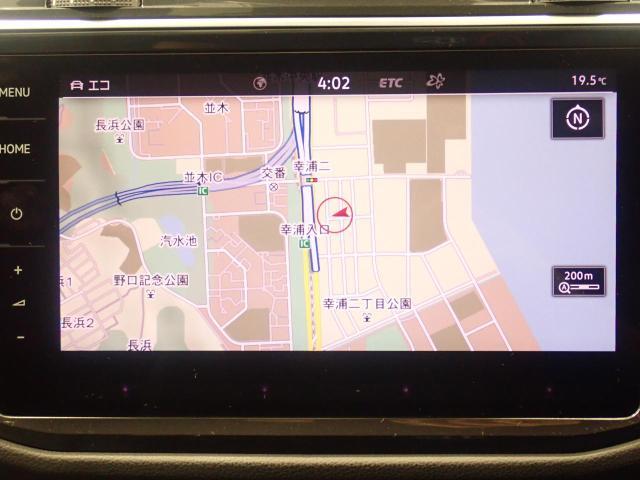 Discover Pro、9.2インチの画面でスマートフォンのように画面をタッチするだけで反応、フルセグ地上波TV対応、iPad,やスマートフォンなどのBlutetoothにも対応