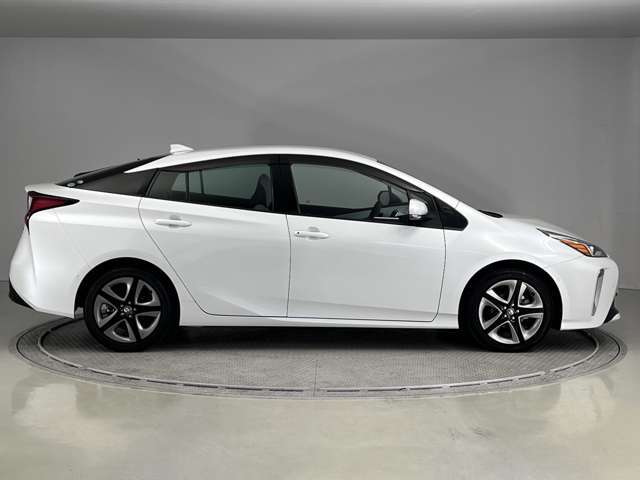 【全国どこでも点検・修理OK】万が一の場合は信頼の日産サービス工場で、全国どこでも点検＆修理することが可能です。全国2,000以上の工場が、あなたの愛車をサポートいたします。