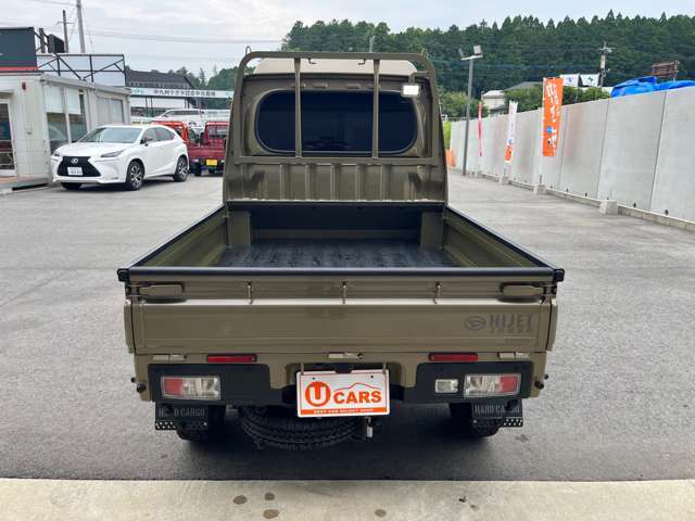 熊本市内方面から阿蘇方面へ国道57号線「ミルクロード入口」交差点から約100M、右手になります。