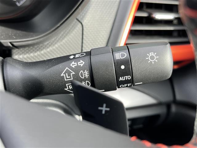 【運転席操作部】快適なドライブを楽しむための機能が装備されています！運転席から触れるので、使いやすいです！除菌プランいれていただくと、さらに清潔で安心していただけます！