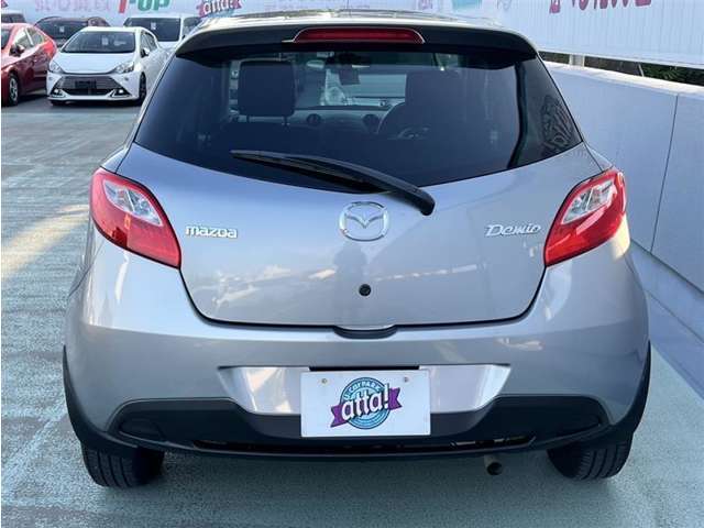 《ロングラン保証α》は通常のロングラン保証に有償にてプラス1年または2年の延長保証もお選びいただけます。愛車を永く大切にお乗りになる方におすすめのプランです。