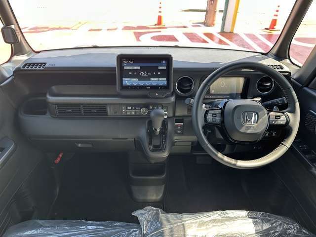 ★登録済未使用車につきましては、傷、凹み等一切ございませんので、新車と同様ですのでご安心ください！もしダメージがある場合は契約前に責任をもってしっかりとお伝えします！※試乗車や中古車は確認を要します！