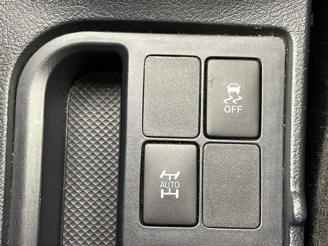 【運転席操作部】快適なドライブを楽しむための機能が装備されています！運転席から触れるので、使いやすいです！除菌プランいれていただくと、さらに清潔で安心していただけます！