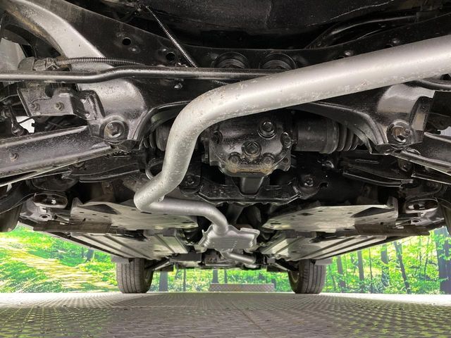 下回りがきれいなうちに、防錆加工の施工がオススメ。降雪地域はもちろん、沿岸部にお住いの方や、趣味でマリン・ウィンタースポーツをされる方にご好評いただいております。