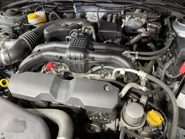 親切・丁寧な専門メカニックスタッフが応対！・車検・点検整備・事故等の修理などアフターサービスも安心。お車のカスタマイズもネクステージのサービススタッフまでご相談ください！