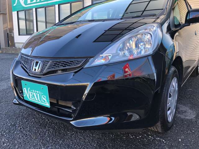 保証1年付　禁煙車　スマートキー　純正地デジナビ　DVD再生　バックカメラ　USB接続　HIDヘッドライト　オートエアコン　オートライト　ビルトインETC　ECON　シートリフター