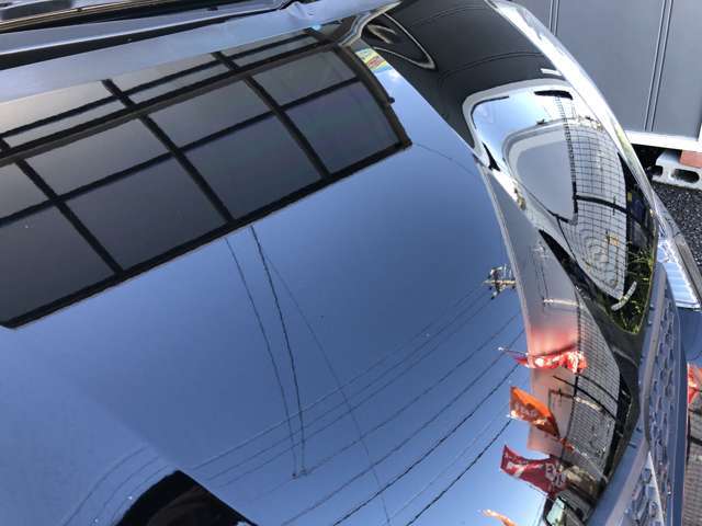 保証1年付　禁煙車　スマートキー　純正地デジナビ　DVD再生　バックカメラ　USB接続　HIDヘッドライト　オートエアコン　オートライト　ビルトインETC　ECON　シートリフター