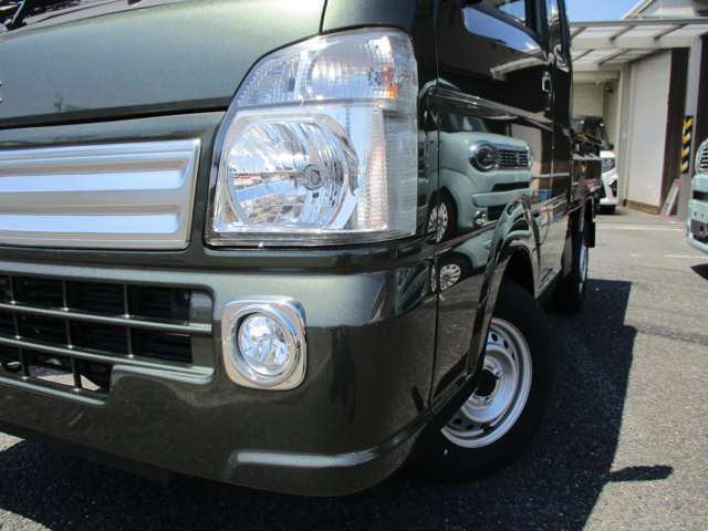 当店のモットーは『心を込めて、少しでも奇麗にしてお車を納めること』です！！当店で中古車を買ってよかった！また買いたい。と思って頂けますよう、心を込めて洗車しています＾＾