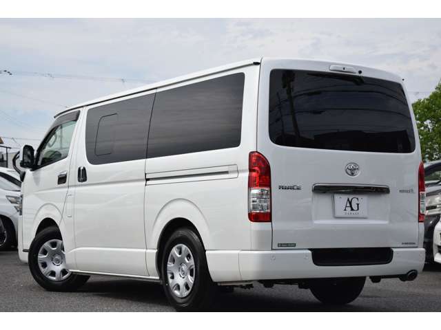 【どんなことでもお気軽に】車には様々な分野があります。販売・整備・保険・板金・修理。。。車一筋の当店には経験とノウハウがございます。お客様のカーライフをすべてお任せいただければ幸いです。