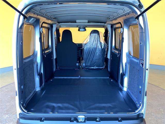 ■□■□■ 登録（届出）済未使用車はノルマ達成のために作られた走行100km未満、かつ初度登録または初度届出された車両でいわゆるアウトレット車です■□■□■