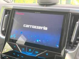 【大画面ナビ】人気の大型10インチナビを装備。存在感のある大画面はインパクト大！ナビ利用時のマップ表示は見やすく、テレビやDVDは臨場感がアップ！いつものドライブがグッと楽しくなります♪