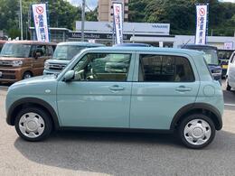 シンプルながら洗練されたデザイン。是非一度ご覧くださいませ。