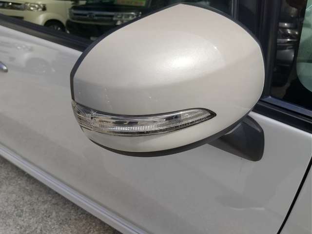 納車前には内装掃除、外装の磨きを行っております！