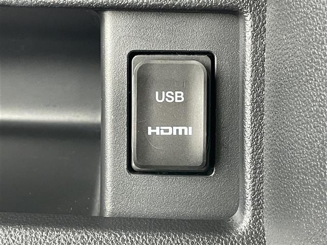 【運転席操作部】快適なドライブを楽しむための機能が装備されています！運転席から触れるので、使いやすいです！除菌プランいれていただくと、さらに清潔で安心していただけます！