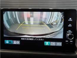 【バックカメラ】後退時も安心。リバース連動で画面が切り替わるのでとっても便利。