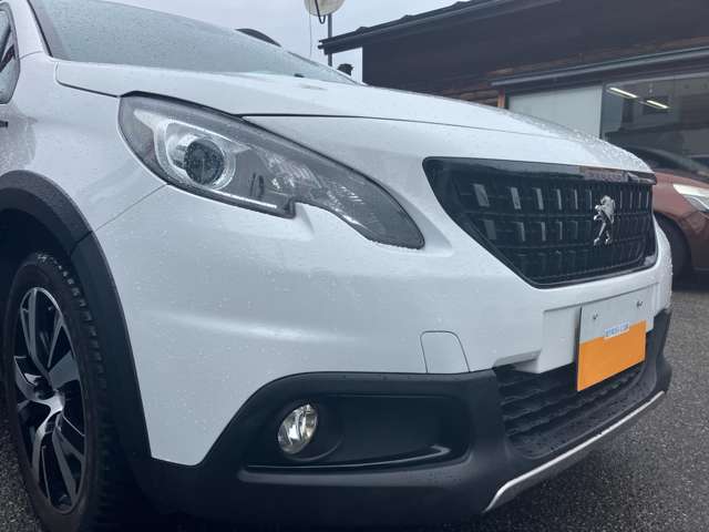 新車時からの取説、整備記録簿全て揃っています。お気軽にお問い合わせご来店ください。