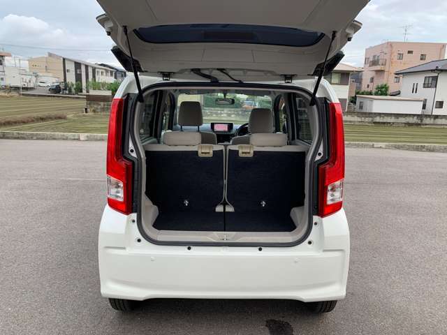 ルームクリーニングも隅々まで綺麗にしてお渡ししています。他店の車のクオリティと比較してください！！！