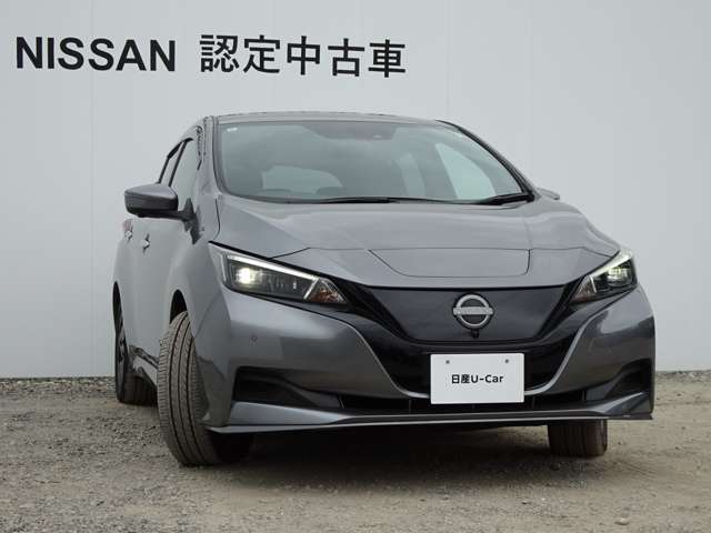 LEDヘッドライトです。ハイビームアシスト・ヘッドランプをハイビームにして走行中、前方の対向車や先行車がいたり、明るい場所を走行すると自動でロービームになります。