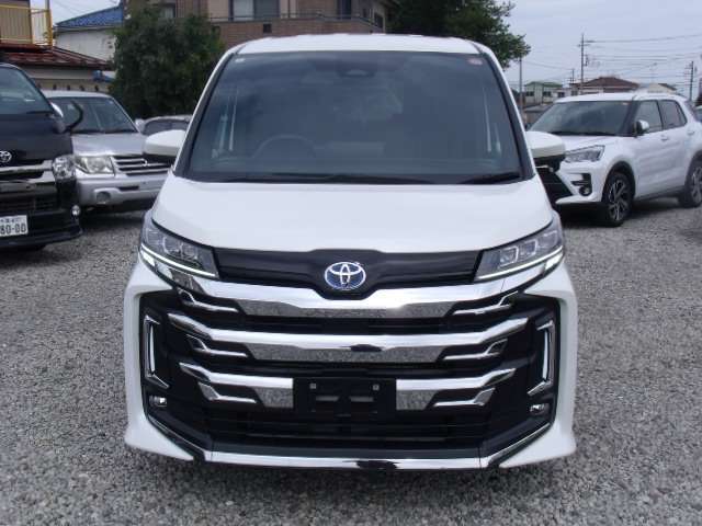 お買い得車両多数展示中！！軽自動車～ミニバン、セダン、輸入車など取り扱いしております。