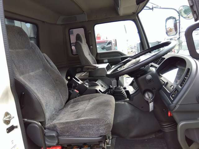 いすゞ ギガ 家畜運搬車 KL-CVR80P3 2002年 58.3万キロ (北海道