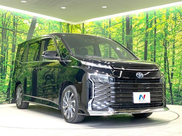 大好評のボディコーティング「弾スプラッシュコート」もご納車までに施工可能。通常のガラスコートと異なる、耐久年数6年の無機質ガラスコーティングが、ボディをキレイな状態に保ってくれます。