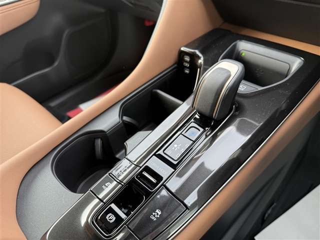 ■気になったお車があれば『お気に入り登録』をご利用ください！メール・電話で気軽にのお問い合わせもお待ちしております。