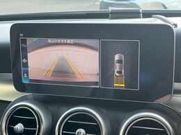 ●ガイドライン付きバックカメラ：不安な駐車もこれで安心！ガイドライン付きなので狭い箇所での駐車もラクラクです！