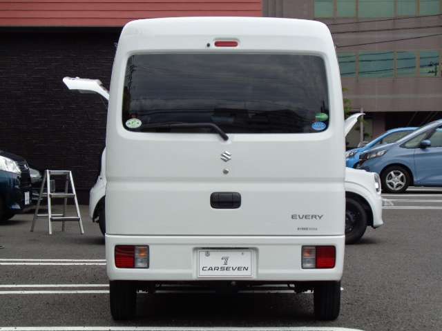 業者様もお気軽にお問い合わせください！陸送もお受けいたします！