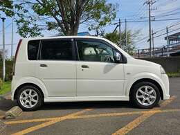 少人数で運営しております。在庫の確認、ご予約をお願いいたします。ストックヤードもございますので、ご予約のない場合はお時間がかかります。