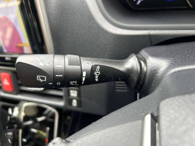 お車に合わせて無料保証以外にも、保証範囲、期間、距離を拡充させた有料保証もご用意しております！中古車の購入が初めてで不安・・・というお客様もご安心ください！