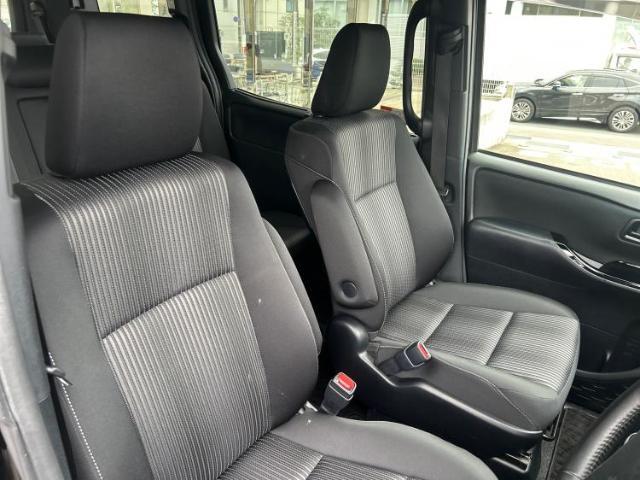 「この車の写真をもっと見たい」「状態が気になる」「この装備はついている？」どんな小さな疑問でもお気軽にお問い合わせください！