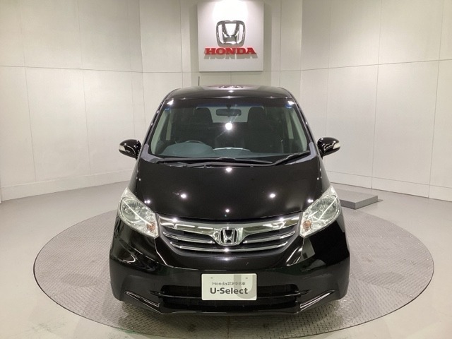【Honda認定中古車 U-Select】　エンジン、オーディオやカーナビ(社外品は除く）に至るまで保証をお付け致します。全国のホンダディーラーで保証と整備が受けられます。