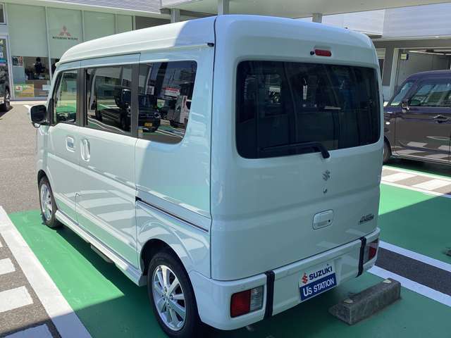 軽快なフットワークを生む小回りの良さ。