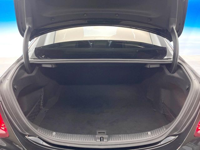 ●トランクルーム：趣味が広がる収容スペース！これだけの広さがあればお買い物やレジャーなどにも最適です！使用感も少なくきれいな状態を維持しております。