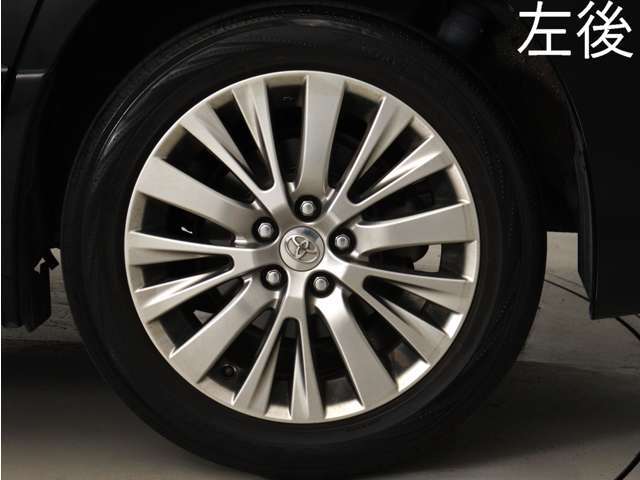 お客様のお好みの新品18インチ、19インチ、20インチホイール装着可能！ダウンサスなどローダウンも取付可能です！ヴァルドやワークなどのメーカー品も取り寄せ可能です！