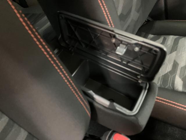 大阪ダイハツU-CAR泉北　までお気軽にお問い合わせください♪　TEL　072-292-1516　些細なことでも是このおクルマのことで気になる方はお気軽にお電話下さい。ご連絡心よりお待ちしております。