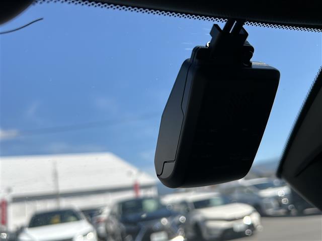 店頭販売もしておりますので、先に在庫が無くなってしまうこともございます。気になる車はまずはお問い合わせください！