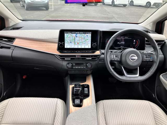 e-POWERは、“自ら発電する電気自動車”。　モータードライブの楽しさと燃費性能の両立を実現しました！
