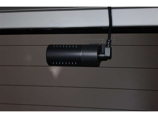 リヤドライブレコーダーカメラ装備！