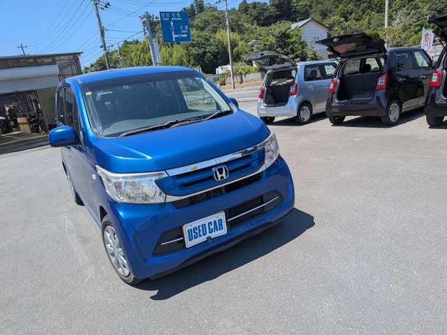 車検付きの中古車を現車確認当日そのままお持ち帰りいただく場合は、軽自動車の場合は自動車税2年分の預かり金＋補償金と保証人が必要です。詳しくは下記サイトからhttp://jclick.info/jcc/kounyuu.pdf 電話質問不可