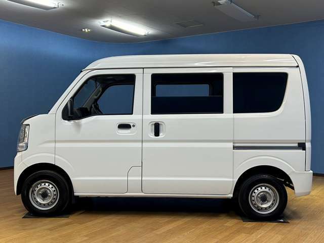 中古車はもちろん各種国産メーカーの新車も取り扱っております！是非ご相談ください！