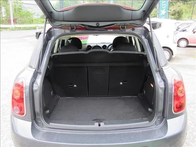 ●軽自動車からセダン、ミニバン、4WD、輸入車まで幅広く、約200台の在庫を揃えております！もちろん試乗も大歓迎です♪電話でローンの審査が出来ます！！【約10分】お気軽ご相談下さいTEL0078-6002-192831