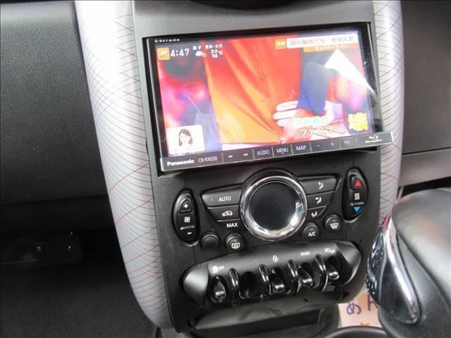 【カスタムもお任せください】エアロ・アルミによる外装カスタム、ナビ、モニターやシートカバー等の内装カスタムまでお任せください。お客様のご要望に誠心誠意お応え致します。ご相談ください。