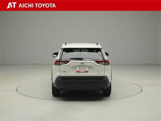 『TOYOTA認定中古車』は「まるごとクリーニング」で綺麗な内外装、「車両検査証」はプロによるチェック、買ってからも安心の「ロングラン保証」、3つの安心安全を標準装備したトヨタのブランドU-Carです