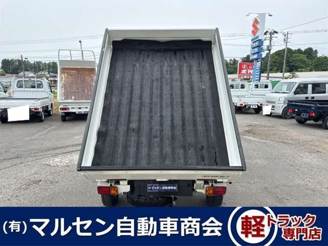 4WD車ですので、坂道・悪路でもパワフルな走行が可能です。