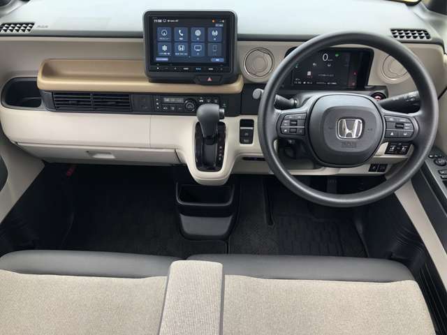 ホンダセンシング☆8インチナビ☆BT・USB接続☆Bカメ☆Wパワスラ☆Wシートヒーター☆シートバックテーブル☆LEDオートライト☆ドラレコ☆ステアスイッチ☆ETC☆ACC☆CMBS☆LKAS☆Pソナー