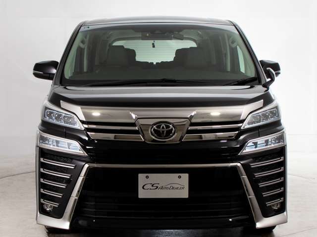 フロントビュー（LED・フォグHID・グリル変更・ヘッドライトの加工などなど）の社外品取り付け、カスタムもお任せください。