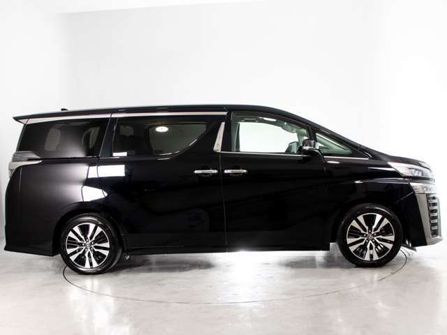 サイドビュー（ホイール交換・ダウンサス・車高調など)のカスタムも承っております