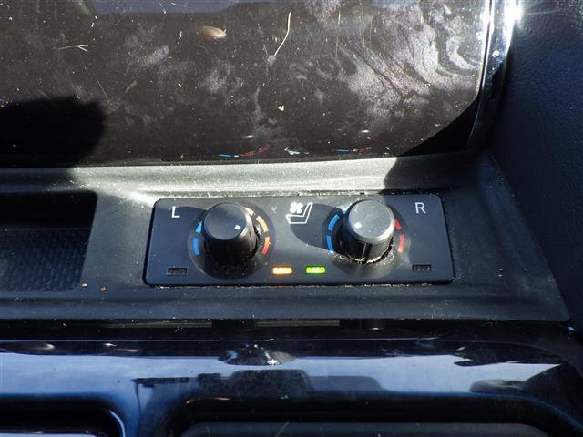 【運転席操作部】快適なドライブを楽しむための機能が装備されています！運転席から触れるので、使いやすいです！除菌プランいれていただくと、さらに清潔で安心していただけます！